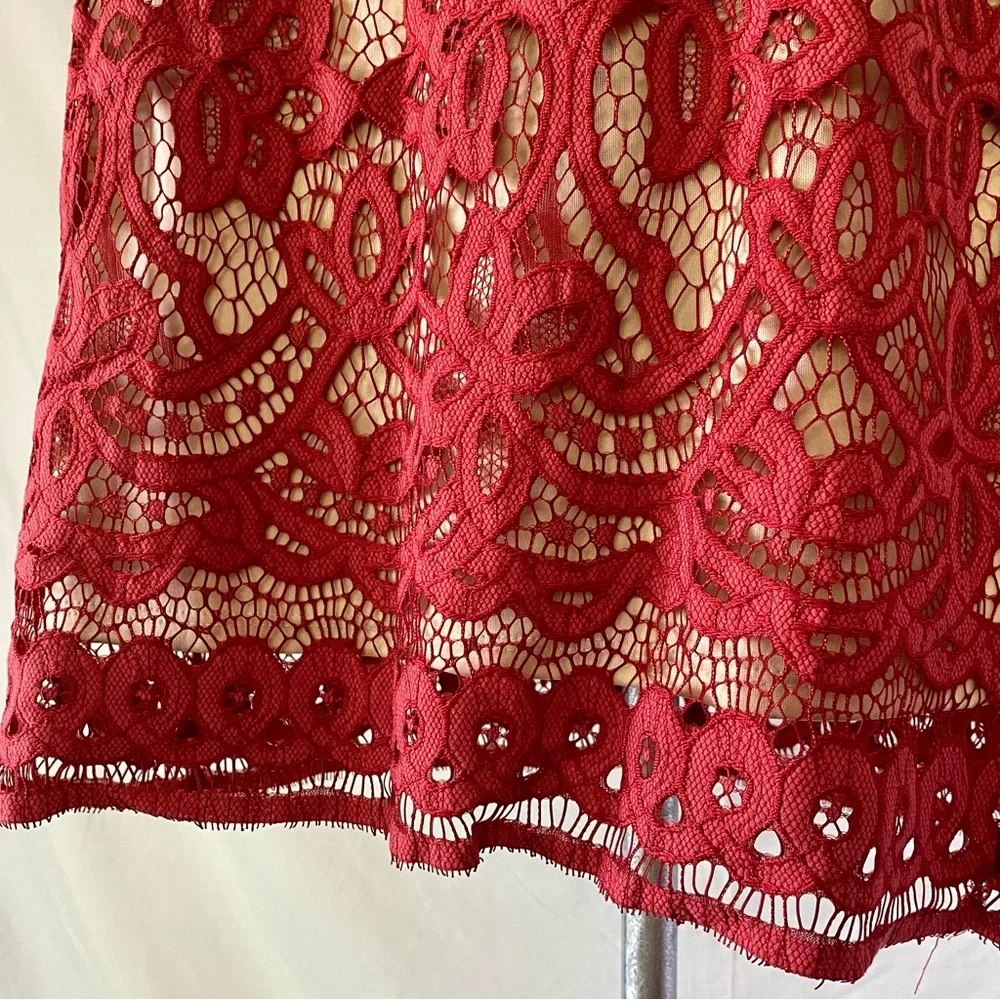 Long Sleeve Lace Midi Dress in Red - Picture 5 of 5